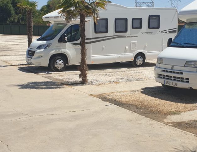 Parking de caravanas autocaravanas y furgonetas campers en Alcalá de Guadaira