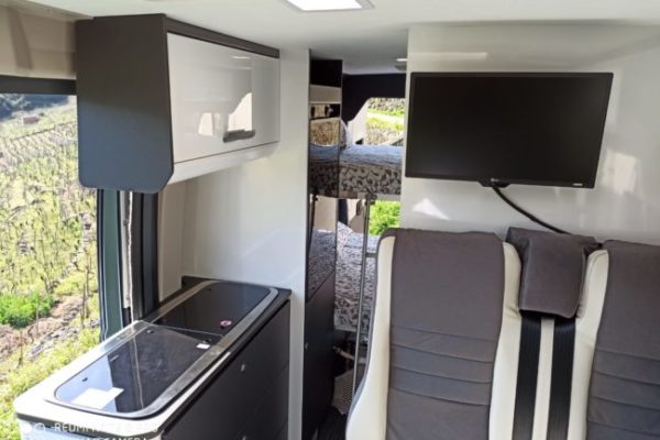Camper de alquiler McLouis Menfys S-line Van 3 Maxi
