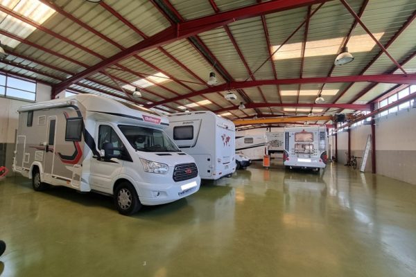 Taller de autocaravanas, caravanas y furgonetas camper en Barcelona